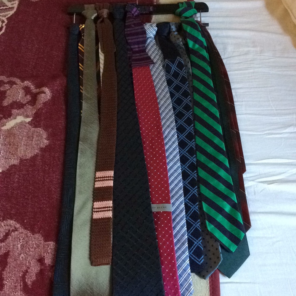 Men’s set of shirt ties